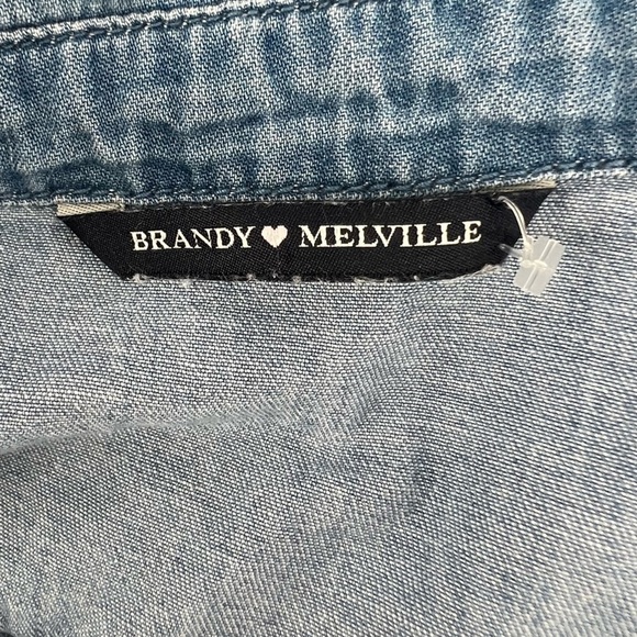 Brandy Melville Short Sleeve Button Down Jean Shirt Size Small Women’s - Picture 2 of 5
